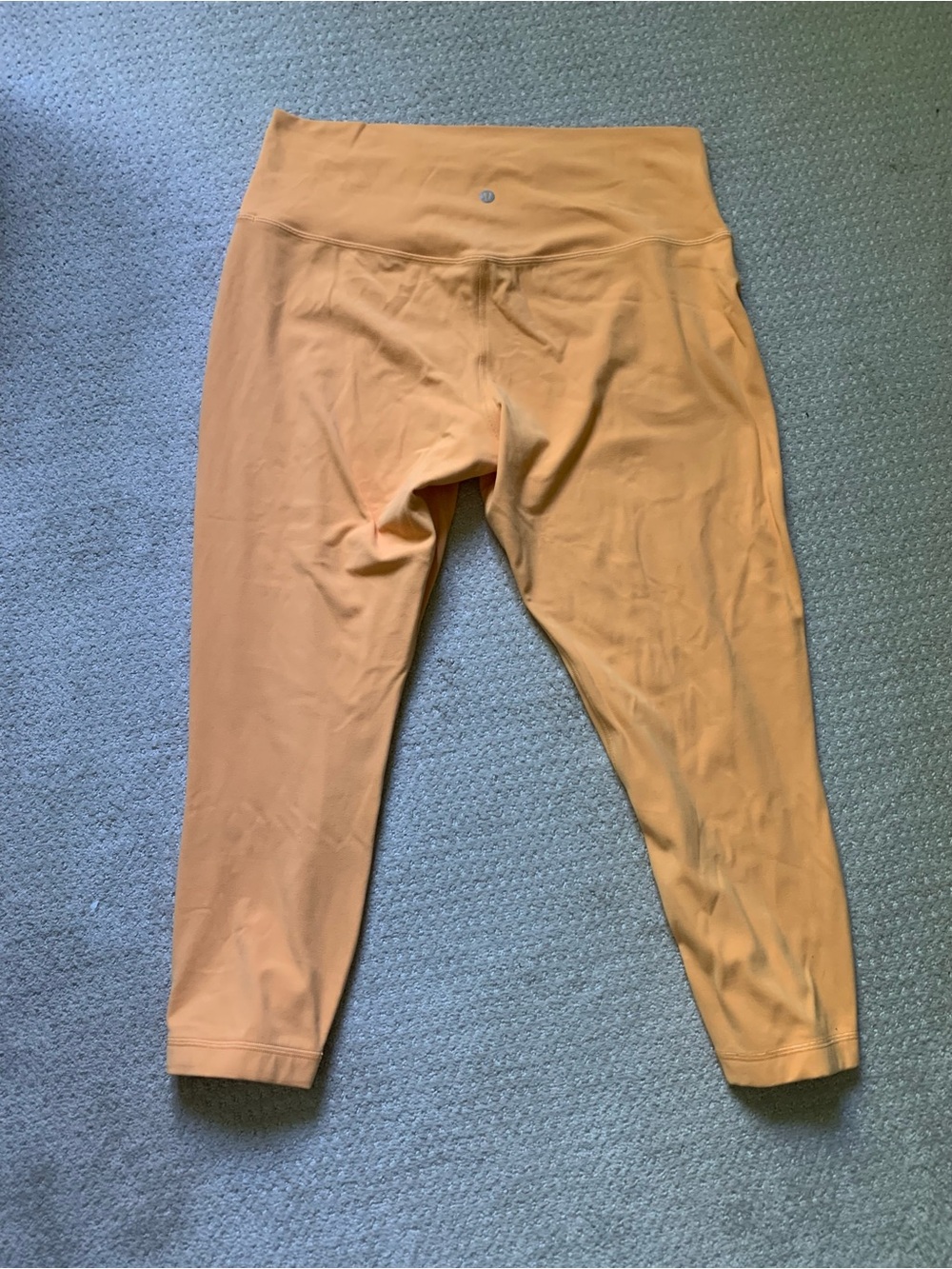 Lululemon align high rise cropped leggings - Picture 3 of 3